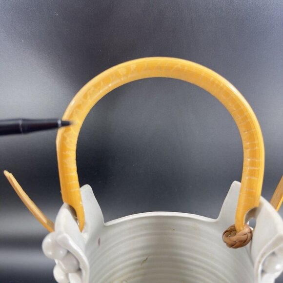 Studio Art Pottery Basket Vase With Wood Handle Artist Signed Ceramic Vintage - Picture 5 of 16